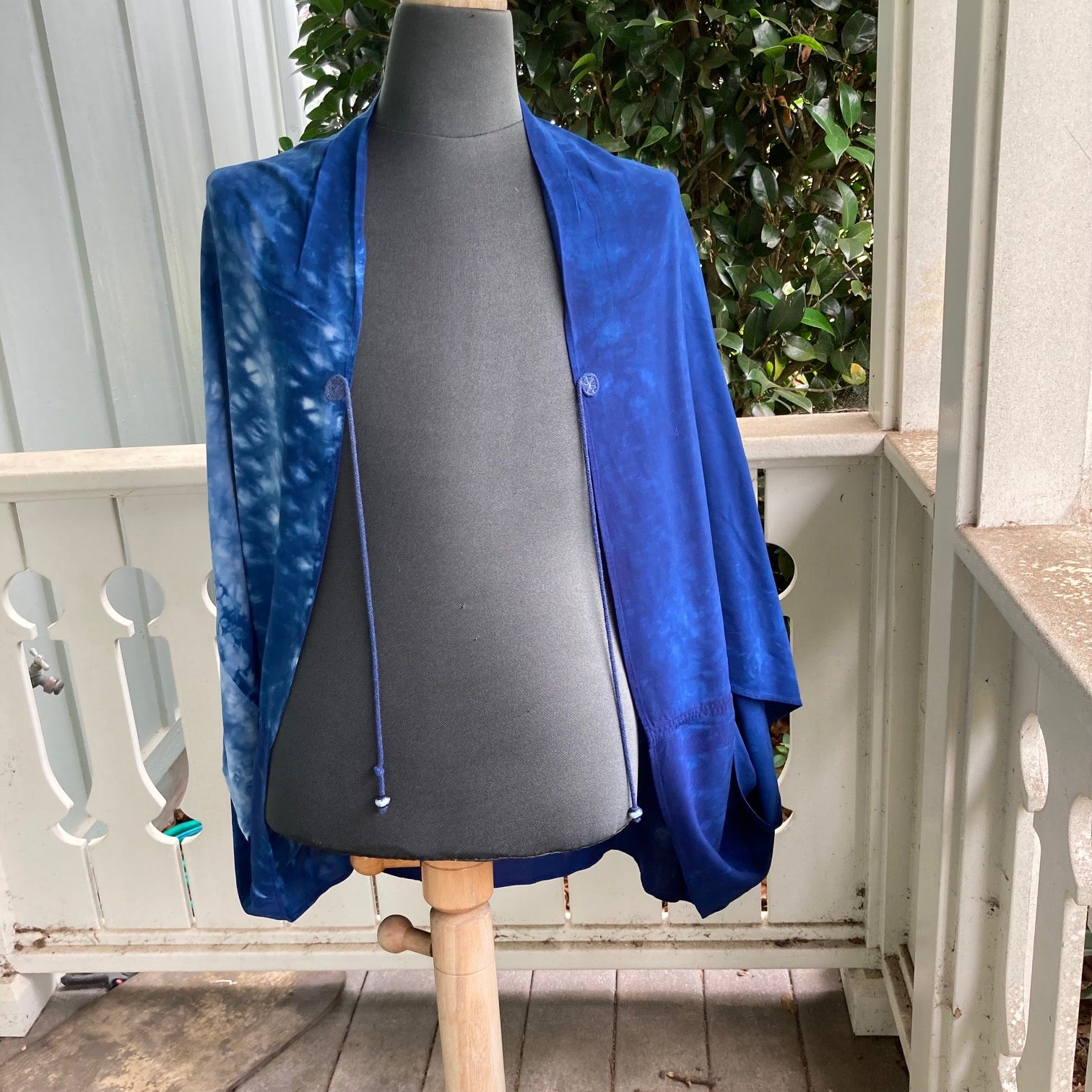 Shibori Honeycomb Rayon Shrug in Blue 010