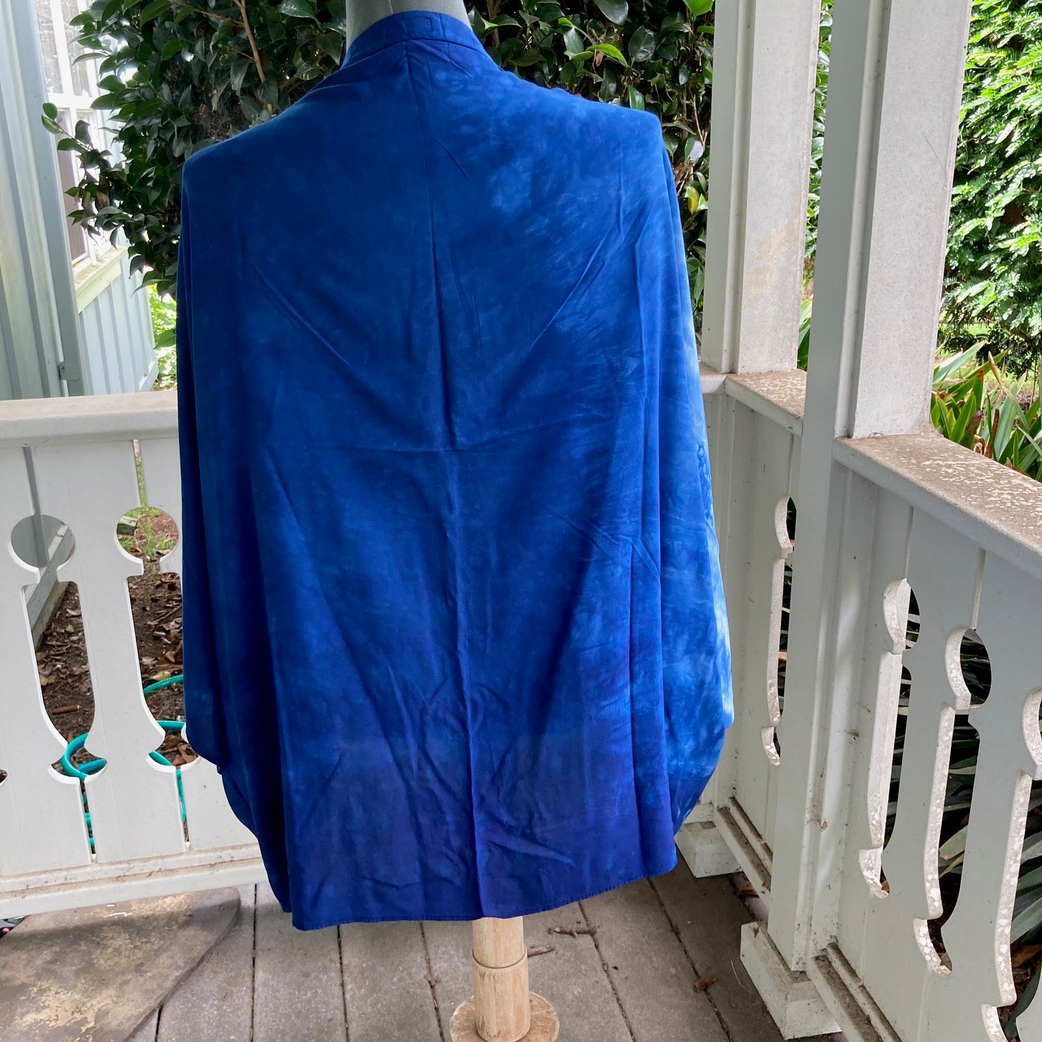 Shibori Honeycomb Rayon Shrug in Blue 010