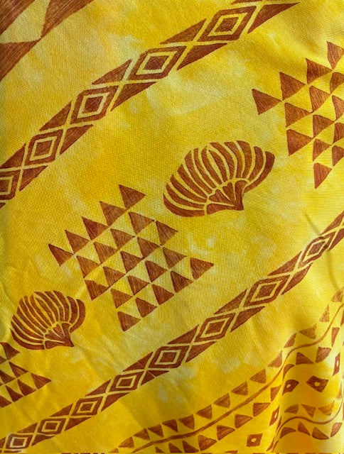 Ohe Kapala Kimono Wrap in Mottled Golden Yellow