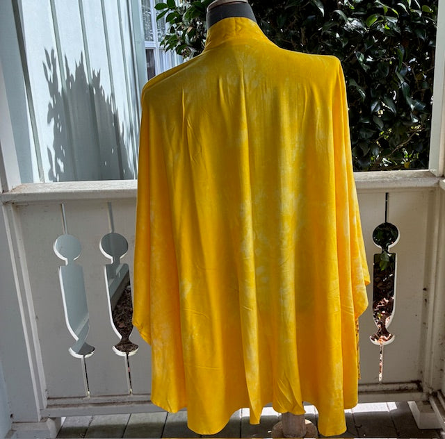 Ohe Kapala Kimono Wrap in Mottled Golden Yellow