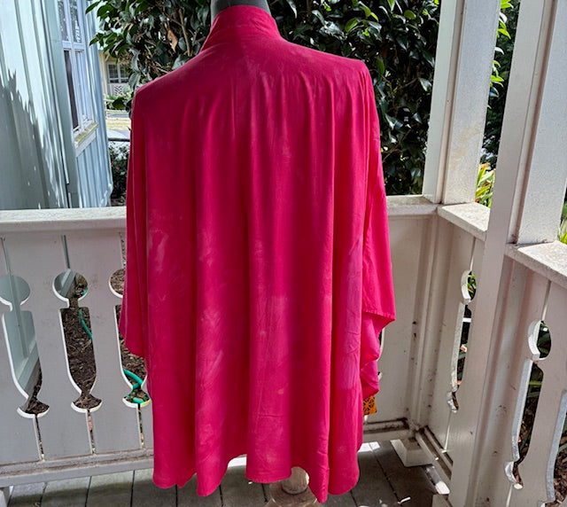 Ohe Kapala Kimono Wrap in Mottled Red and Yellow