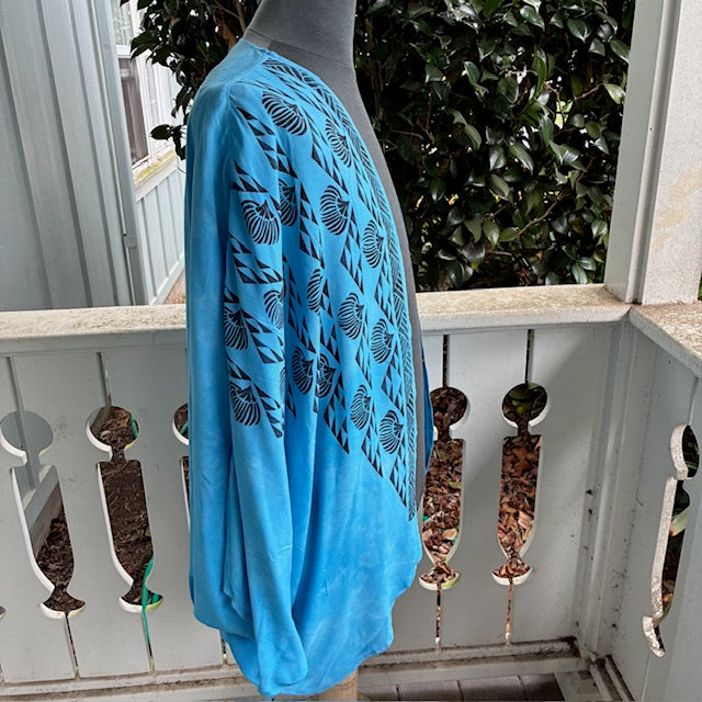 Ohe Kapala U'ilani Shrug In Blue with Lauhala, the Mauna and Lehua