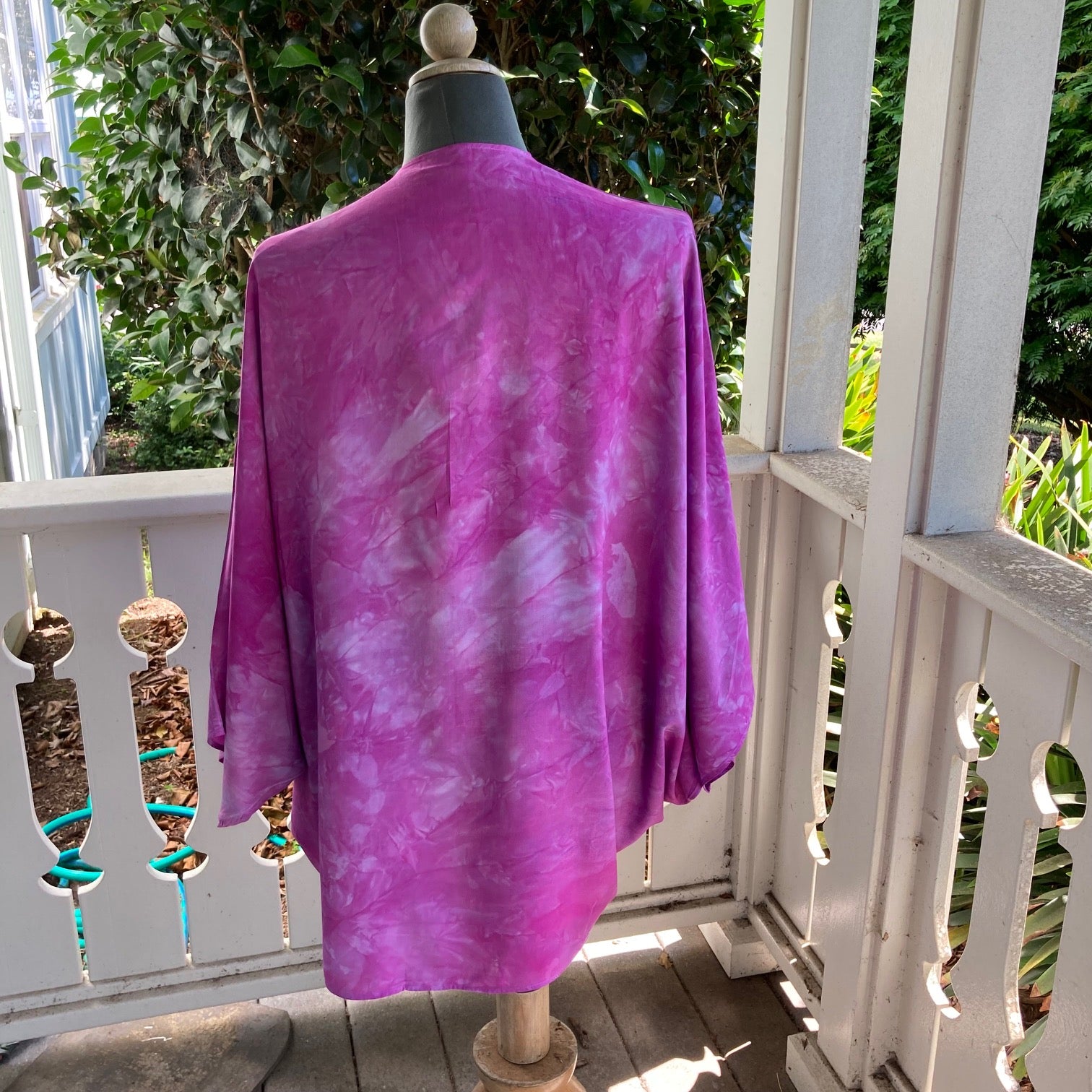 Ohe Kapala Kimono Shrug (KiShrug) In Grape with the Mauna and Lehua