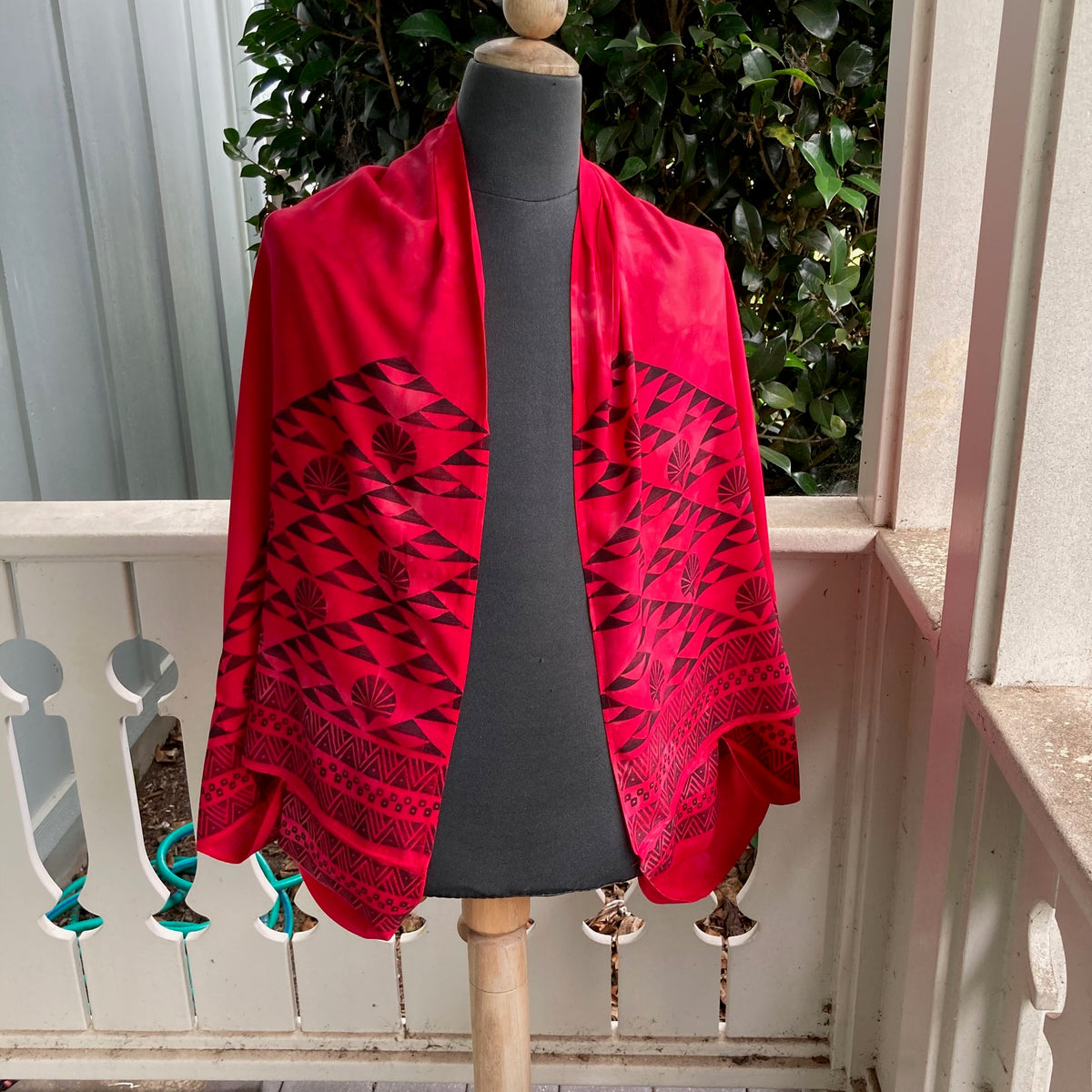 Ohe Kapala Shrug in Red with the Mauna and Lehua