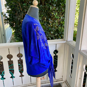 Ohe Kapala TIE Blouse in Royal Blue with Mauna and Lehua