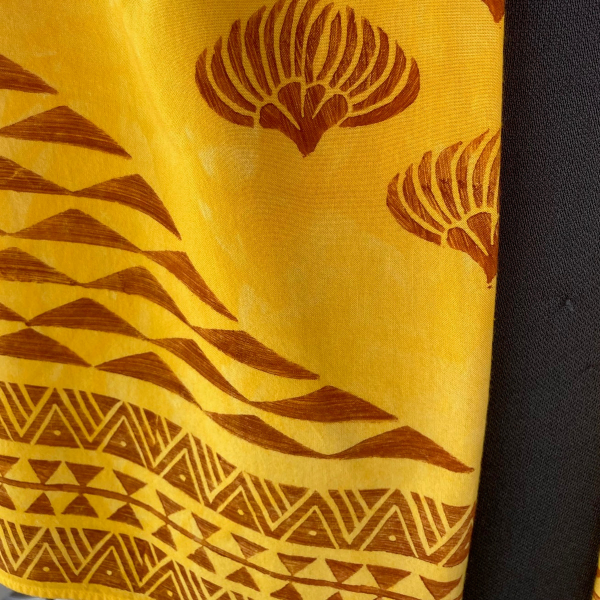 Ohe Kapala Rayon Wrap in Golden Yellow with Mauna and Lehua