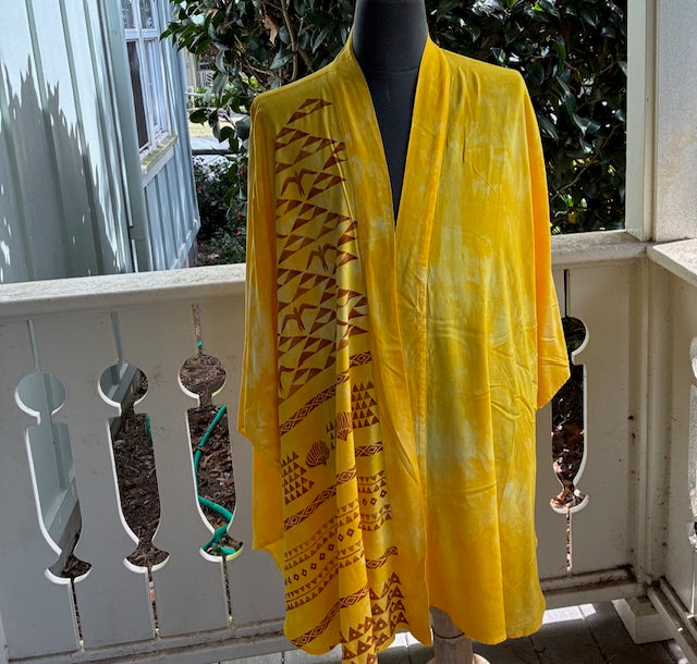 Ohe Kapala Kimono Wrap in Mottled Golden Yellow