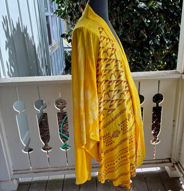 Ohe Kapala Kimono Wrap in Mottled Golden Yellow