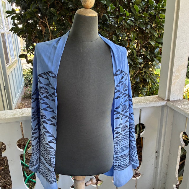 Ohe Kapala Shrug in Periwinkle Blue with the Mauna, Lehua and Lauhala
