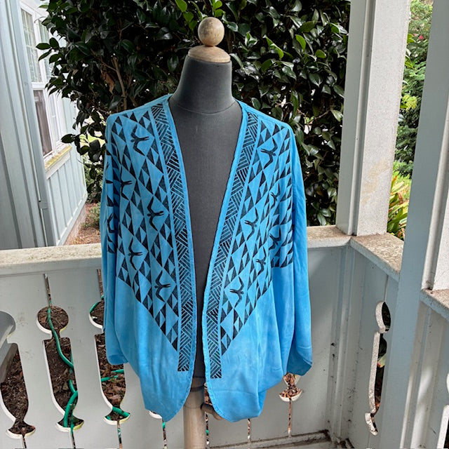 Ohe Kapala U'ilani Shrug In Blue with Lauhala, the Mauna and 'Iwa