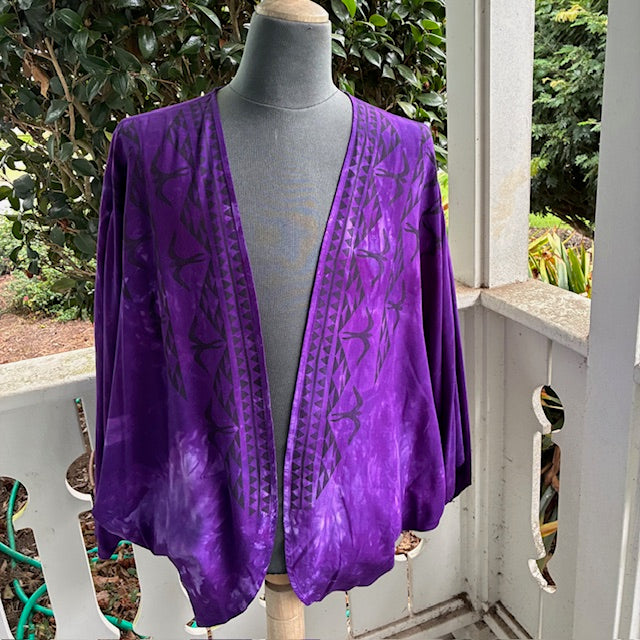 Ohe Kapala U'ilani Shrug In Mottled Dark Purple with Lauhala, The Mauna and 'Iwa