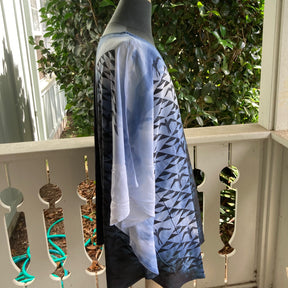 SIZE XLARGE  Ohe Kapala Blouse in Charcoal and Blue with Mauna and 'Iwa