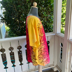 SIZE SMALL Ohe Kapala Blouse in Red and Yellow with the Manua and Lehua